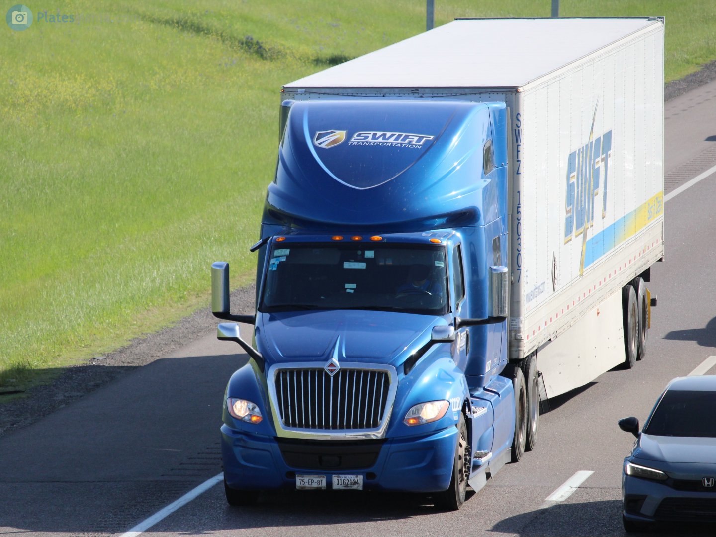 75-EP-8T, International LT Series 1st gen, 2017–