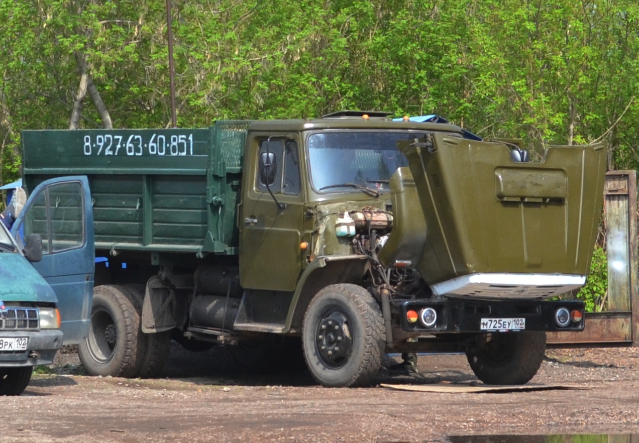 м 725 еу 102, ZIL 130 