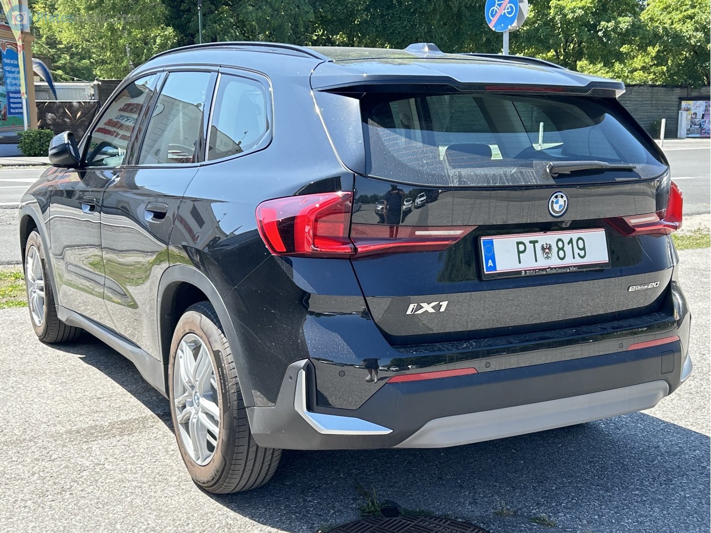 PT 819, BMW X1 3rd gen iX1 (U11), 2022–
