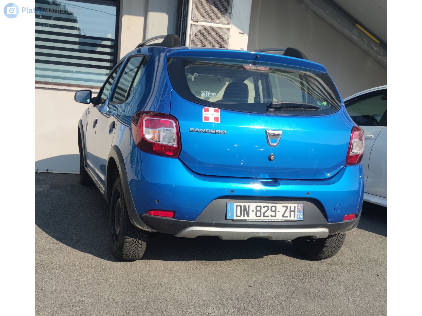 DN-829-ZH, Dacia Sandero 2nd gen (B52), 2012–2016 (general model)