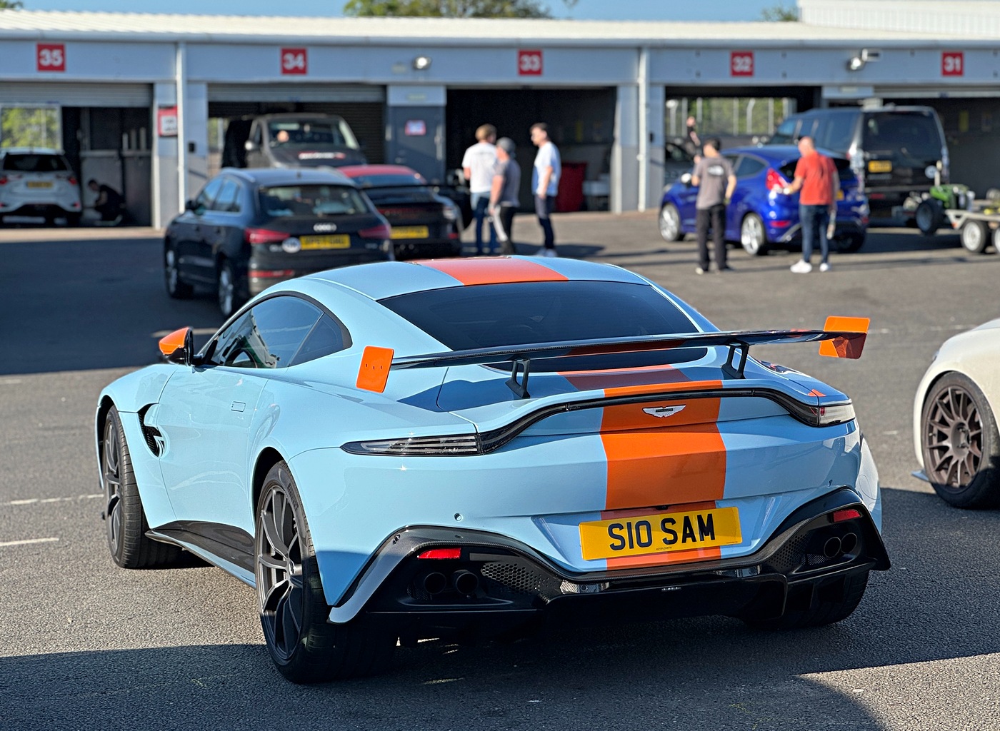 S10SAM, Aston Martin Vantage 2nd gen, 2018–