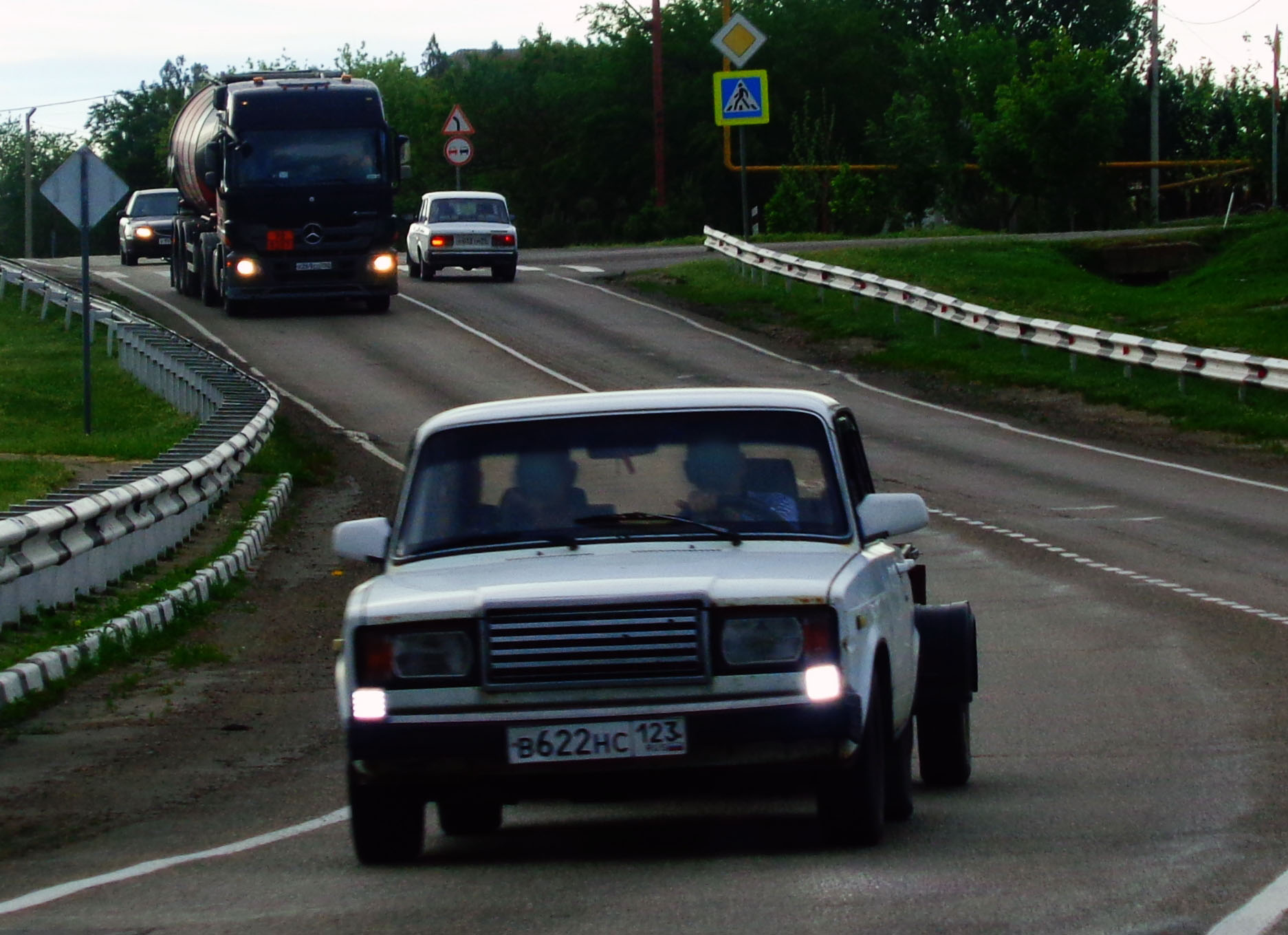 в 622 нс 123, Lada (VAZ) 2107 Жигули (Nova / Riva / Signet / 1500), 1982–2014