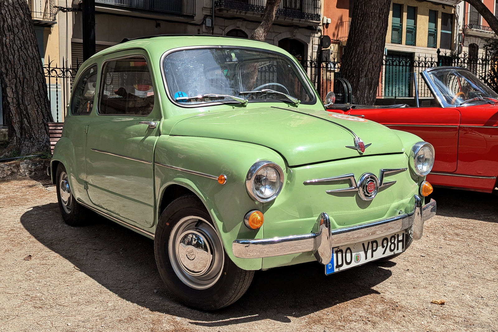 DO YP 98 H, SEAT 600 