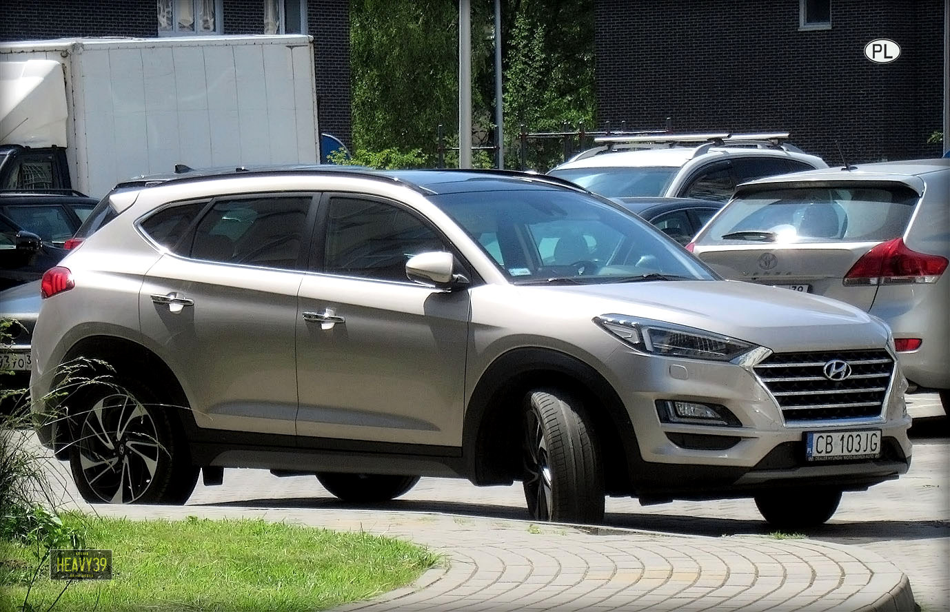 CB 103JG, Hyundai Tucson 