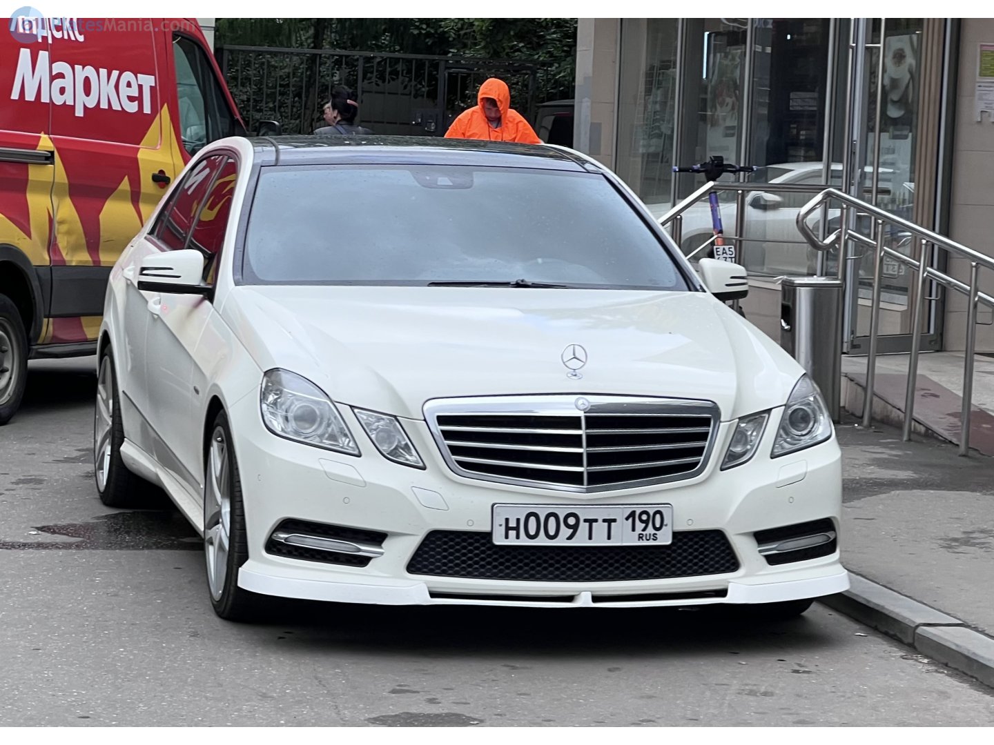 н 009 тт 190, Mercedes-Benz E-Klasse 4th gen Sedan (W212), 2009­–2013