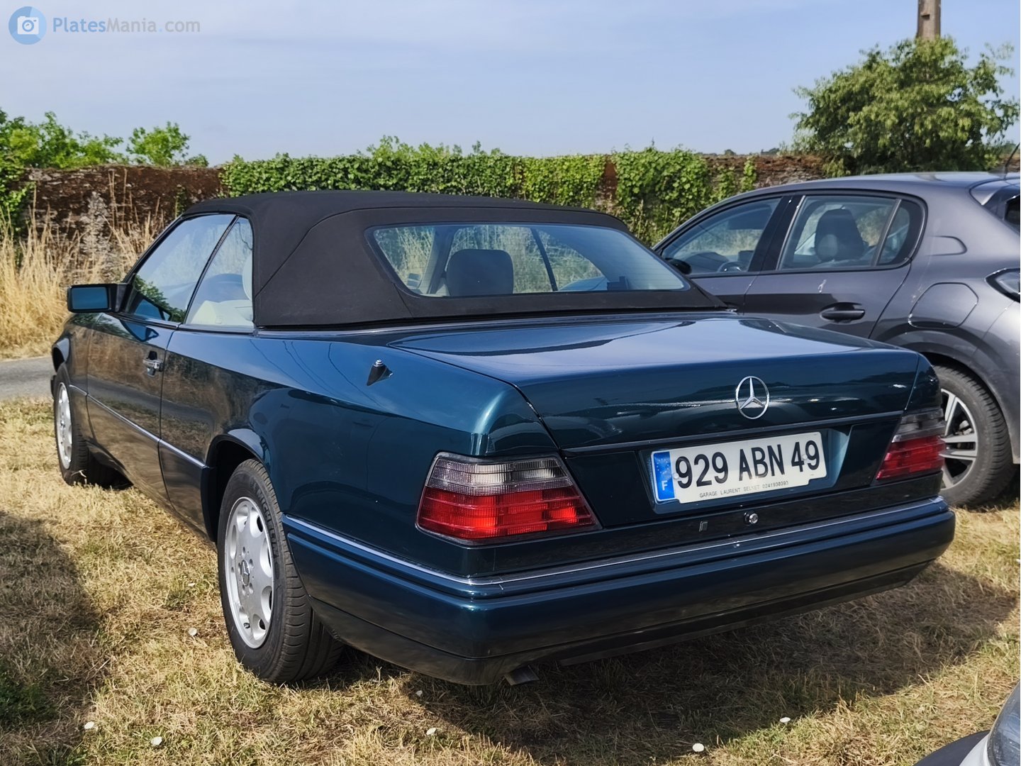 929 ABN 49, Mercedes-Benz E-Klasse 1st gen Cabriolet (A124), 1992–1997