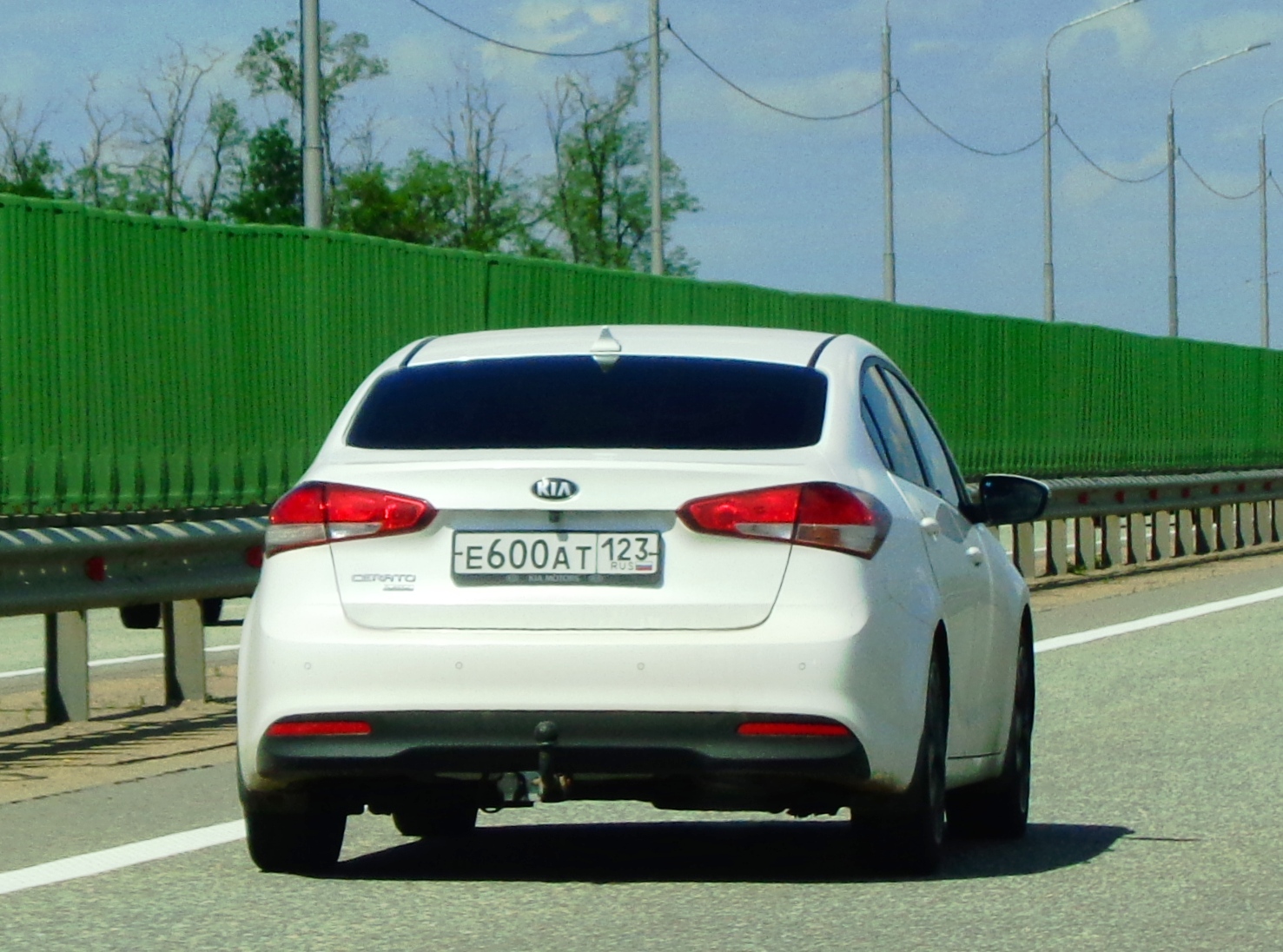 е 600 ат 123, Kia Cerato 3rd gen Sedan (YD), 2012–2016