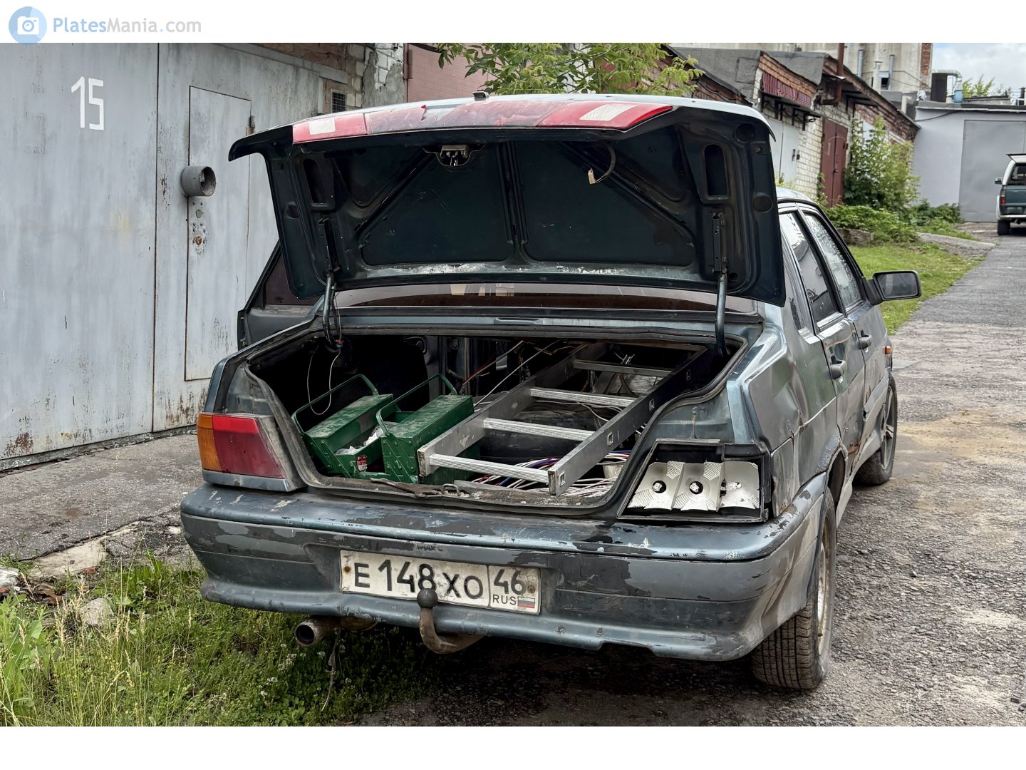 е 148 хо 46, Lada (VAZ) 2115 
