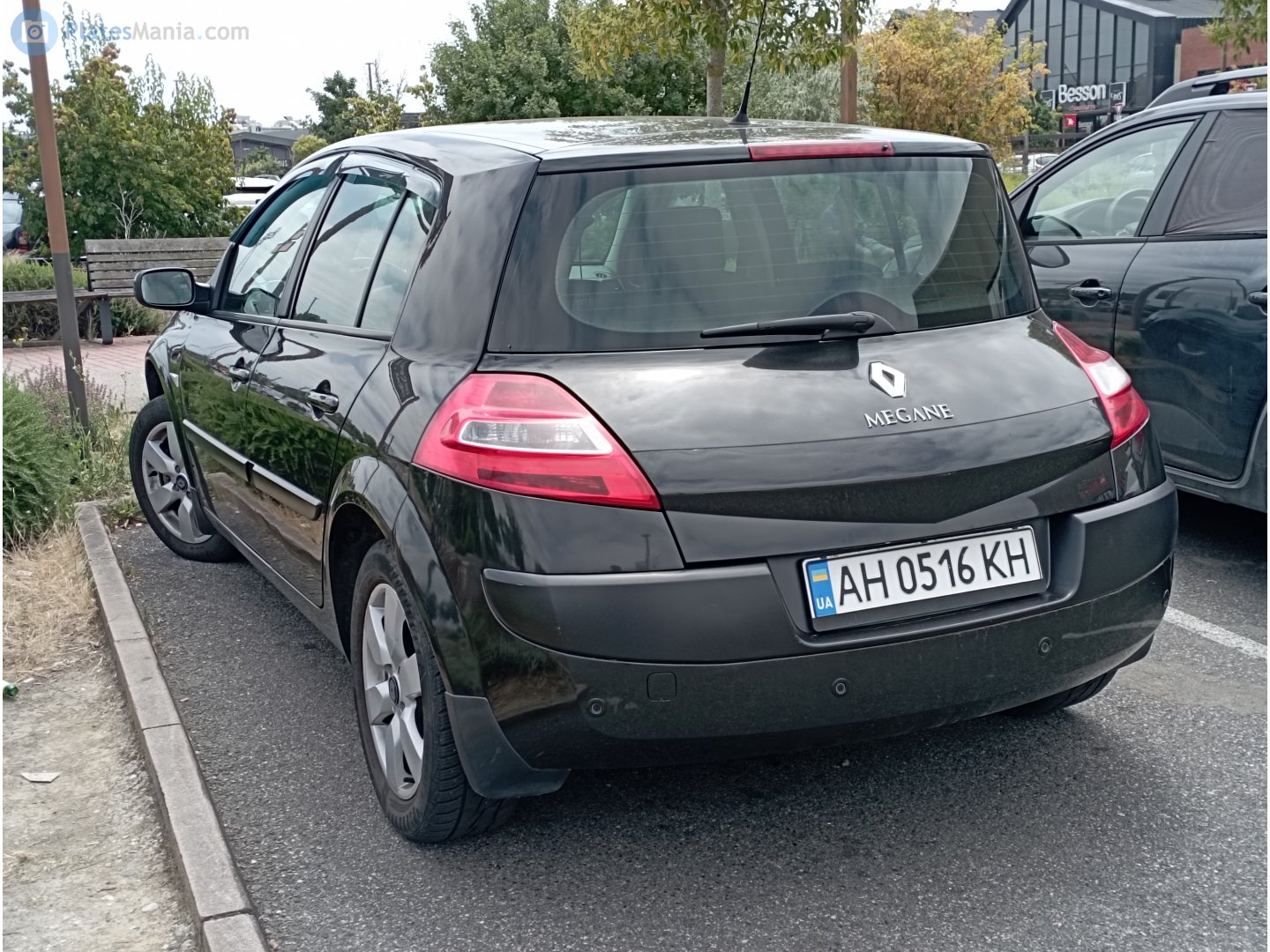 AH 0516 KH, Renault Mégane 2nd gen 5-door Hatch (B84), 2002–2009