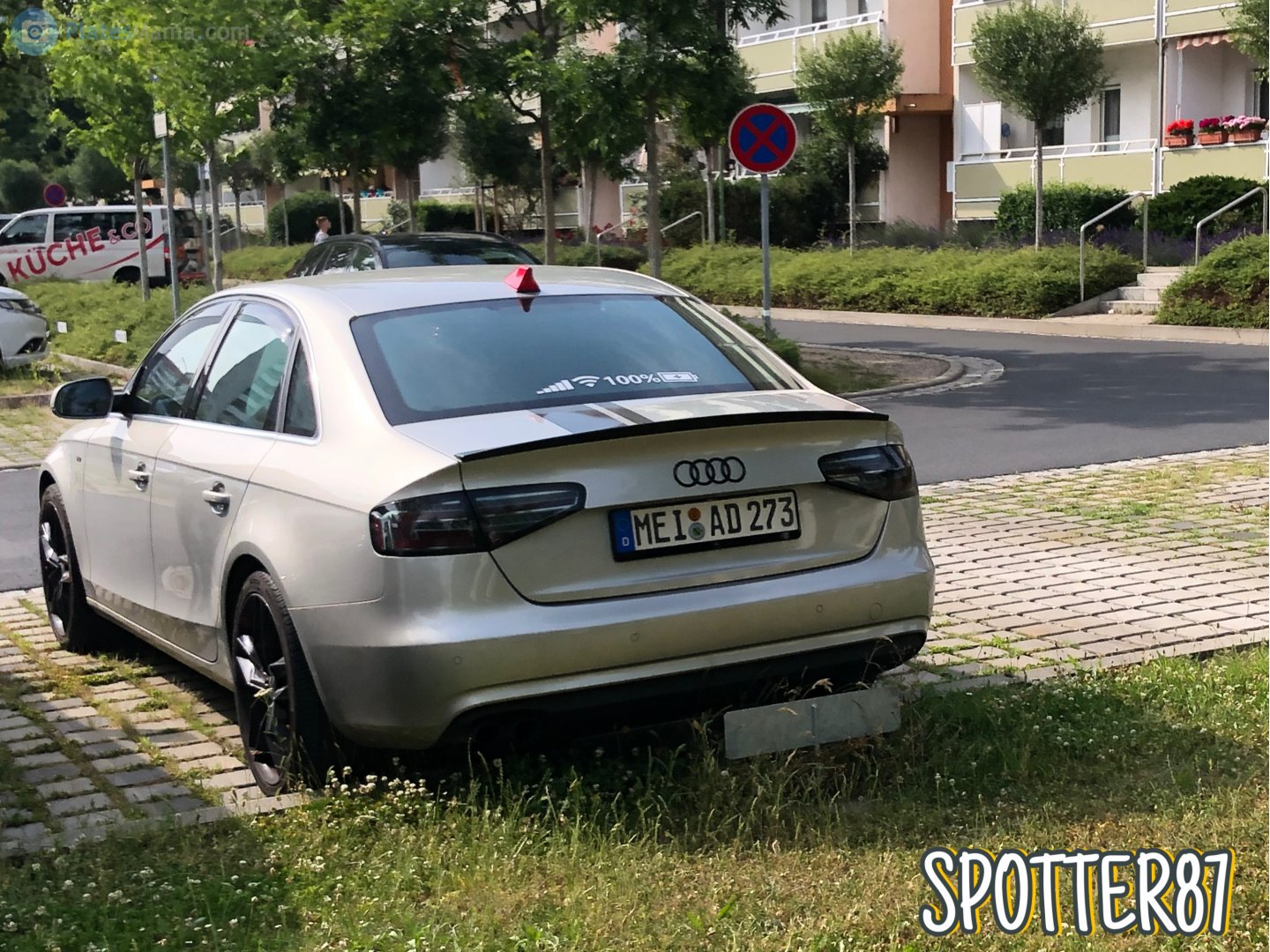 MEI AD 273, Audi A4 