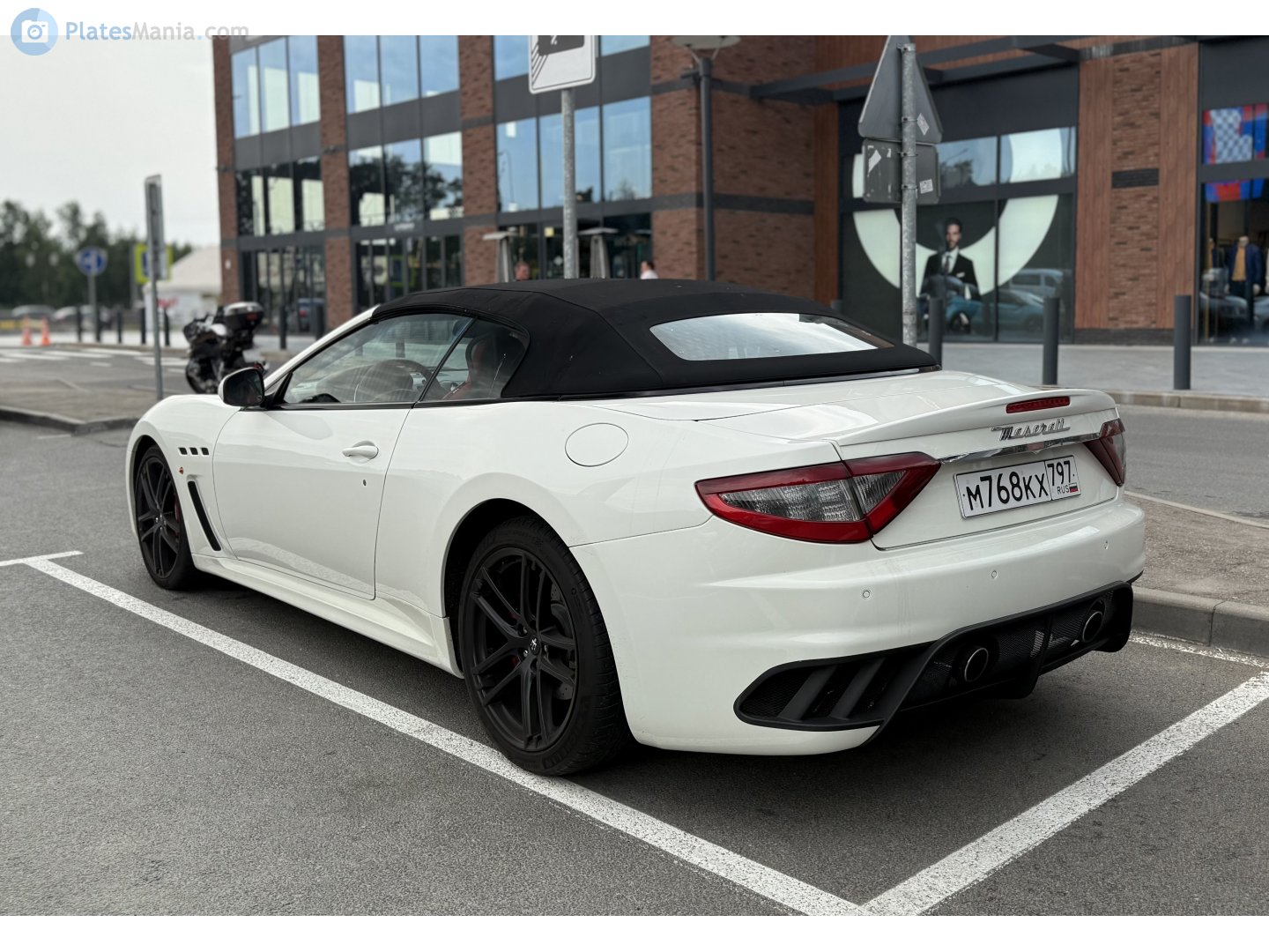 м 768 кх 797, Maserati GranCabrio 1st gen (M145), 2009–2019
