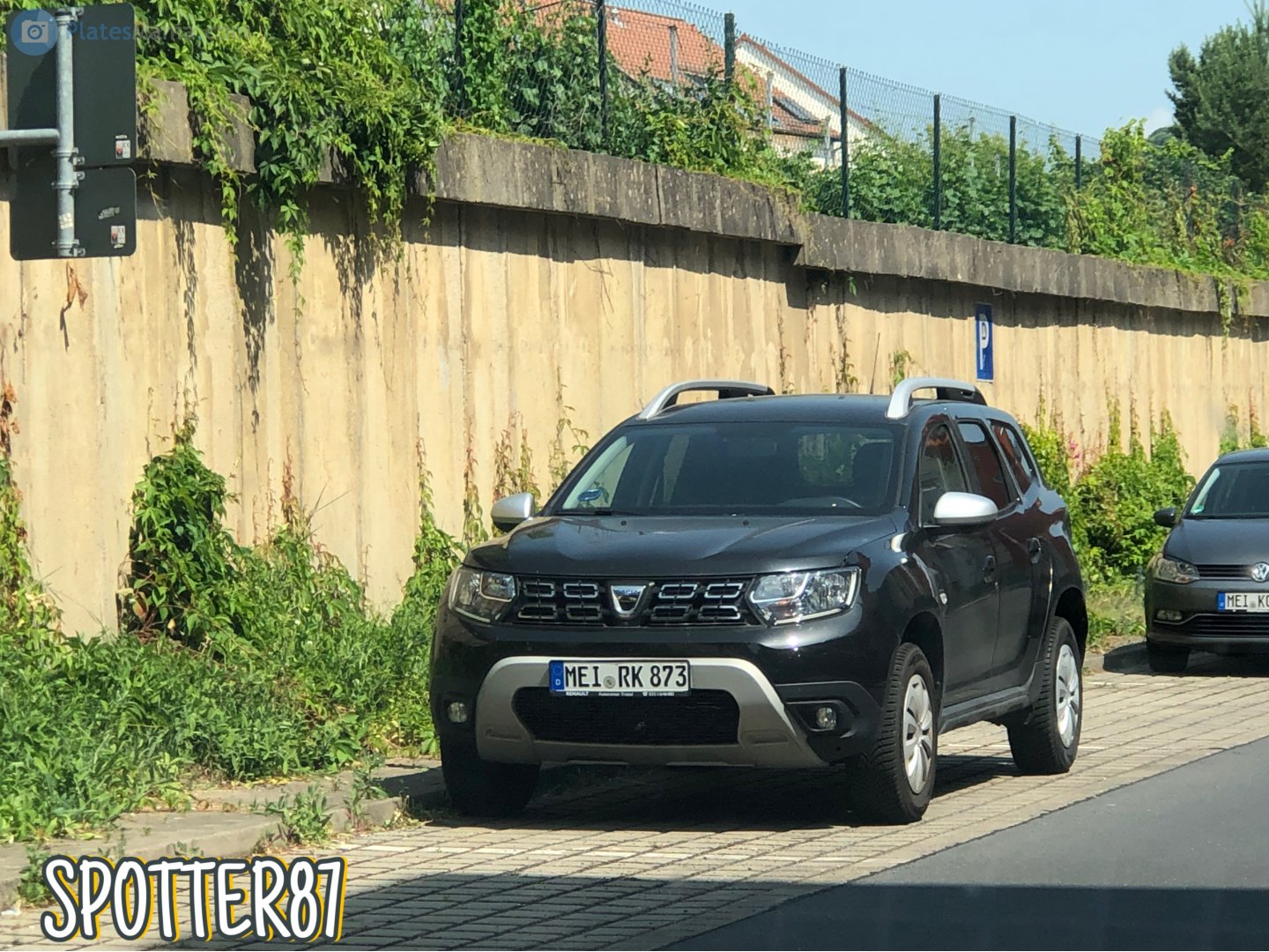 MEI RK 873, Dacia Duster 
