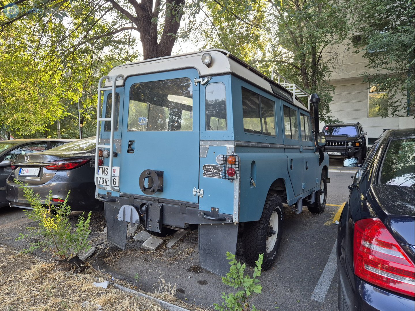 NS 704-BG, Land Rover Series III 109'' 5-door SUV, 1971–1985