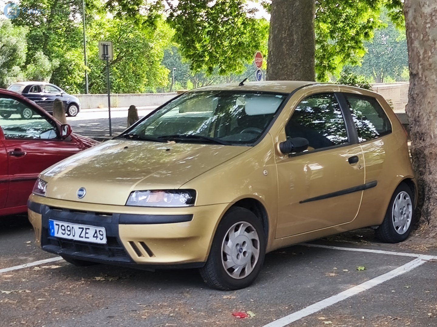 7990 ZE 49, FIAT Punto 2nd gen 3-door Hatch (188), 1999–2003