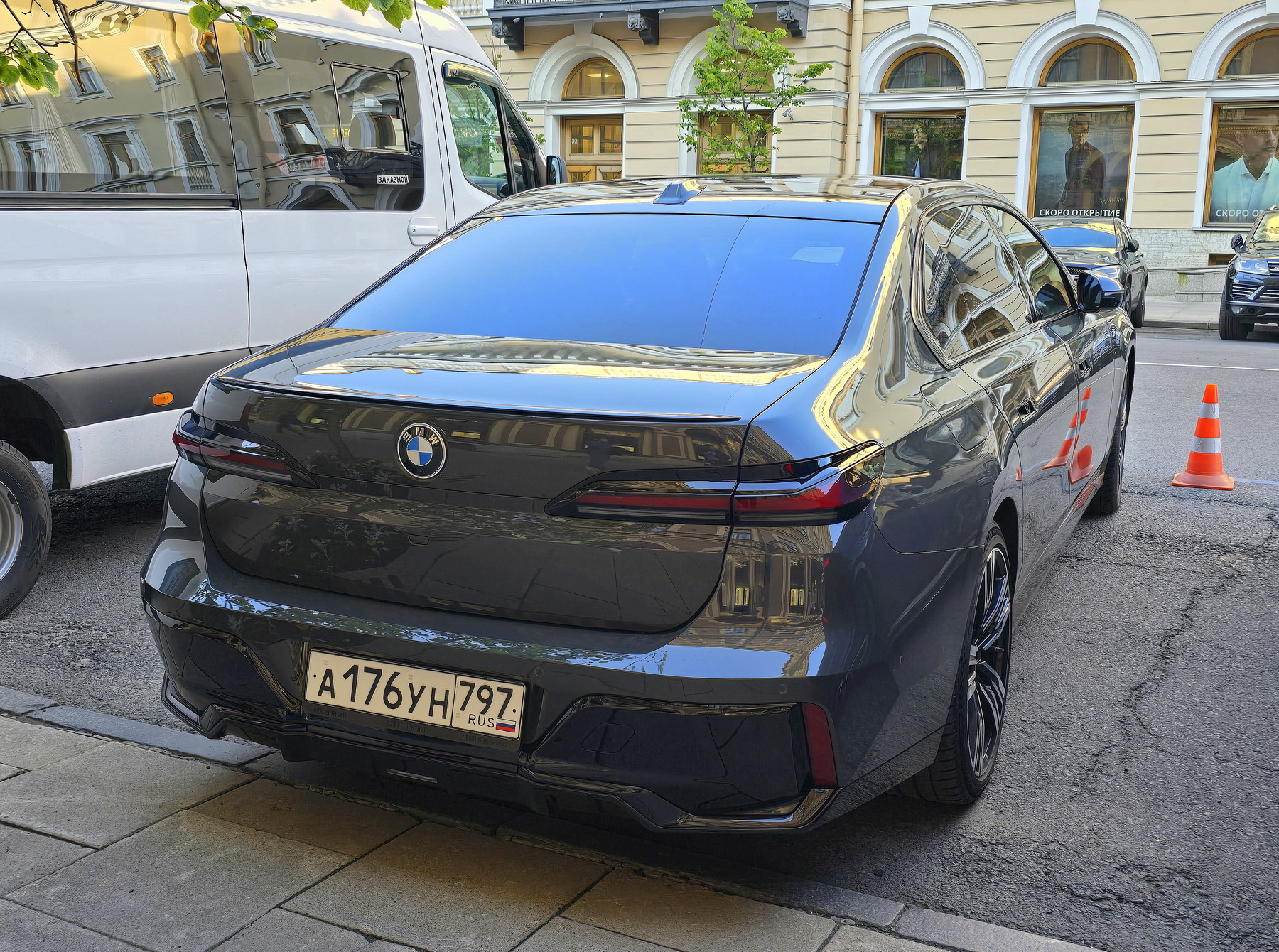 а 176 ун 797, BMW 7 Series 7th gen (G70), 2022–