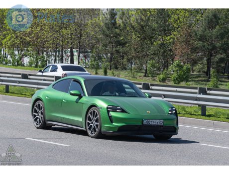 001 PSY 02, Porsche Taycan