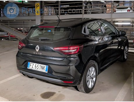 FZ 651 NK, Renault Clio