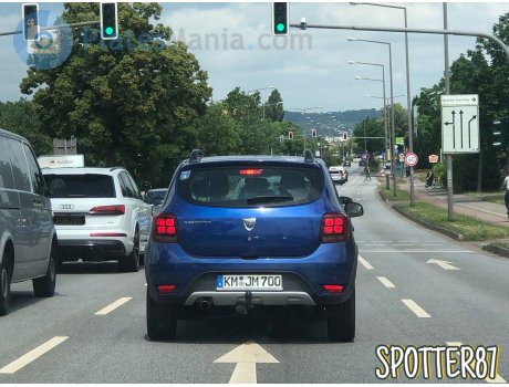 KM JM 700, Dacia Sandero