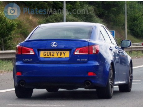 GU12 YVY, Lexus IS