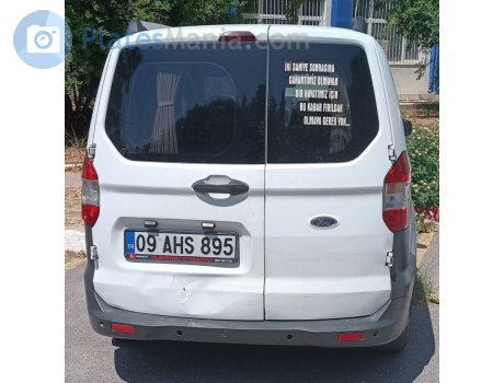 09 AHS 895, Ford