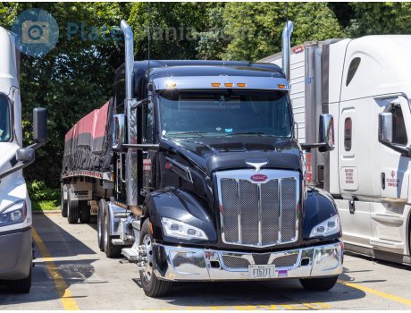 FT 5777, Peterbilt 579
