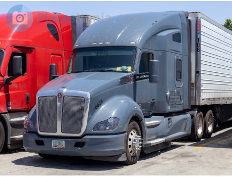 AJ15903, Kenworth T680