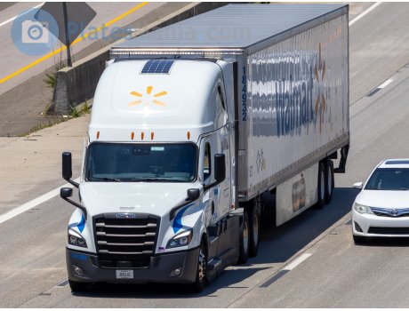 3KQ141, Freightliner Cascadia