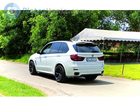 AC 3321 HT, BMW X5