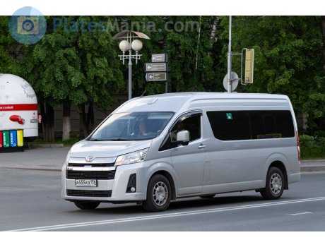 а455кв156, Toyota HiAce