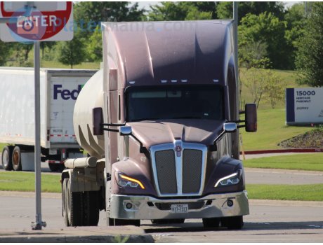 R77-7227, Kenworth T680