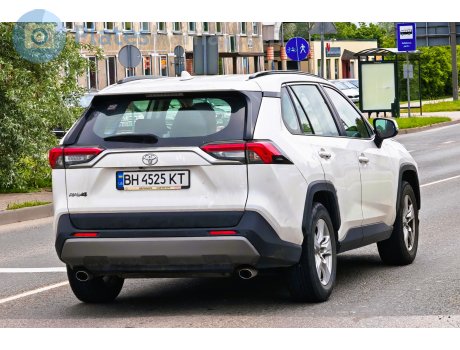 BH 4525 KT, Toyota RAV4
