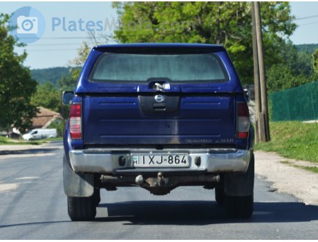 IXJ-864, Nissan Navara