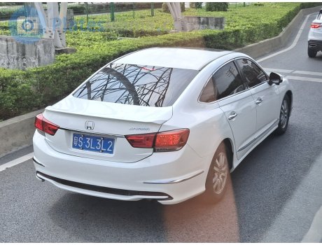粤S·3L3L2, Honda Spirior
