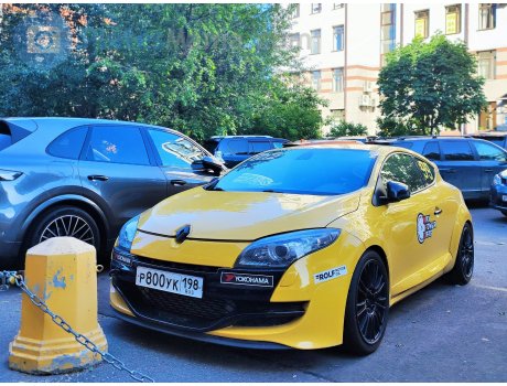 р800ук198, Renault Mégane