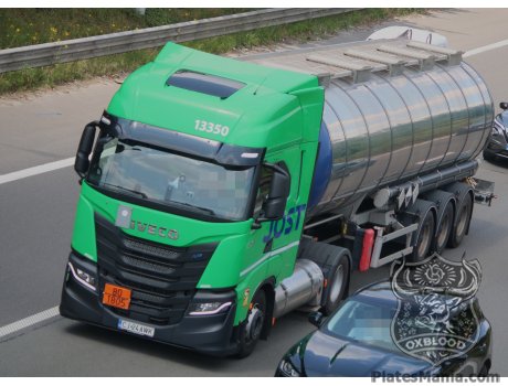 CJ 24 AWK, Iveco S-Way
