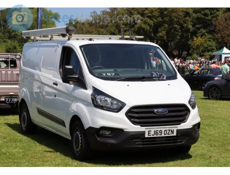 EJ69 OZN, Ford Transit Custom