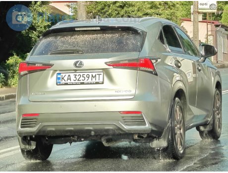 KA 3259 MT, Lexus NX