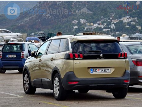 NK DB871, Peugeot 5008