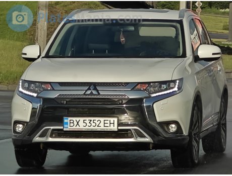 BX 5352 EH, Mitsubishi Outlander