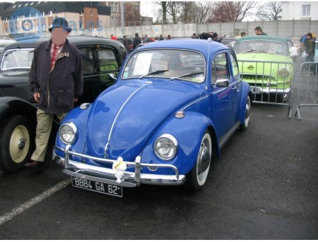 8884 GA 62, Volkswagen Beetle
