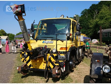 AC AX 151, Mercedes-Benz Unimog