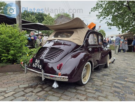 AH-60-98, Renault 4CV