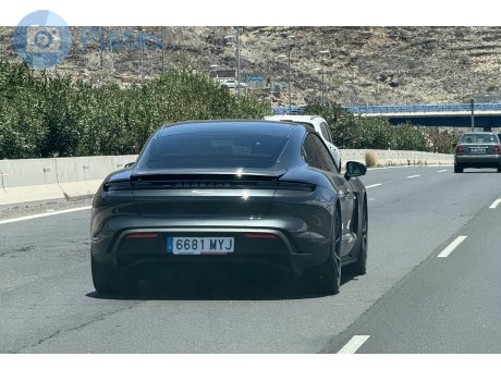 6681 MYJ, Porsche Taycan
