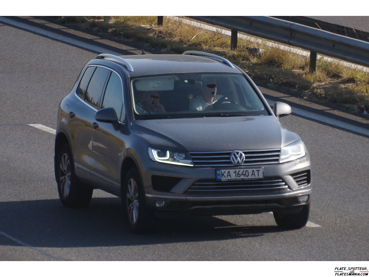 KA 1640 AT, Volkswagen Touareg 2nd gen (7P), 2010–2018