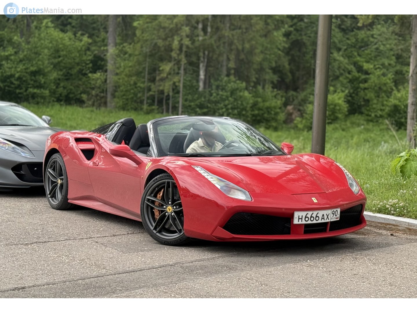 н 666 ах 90, Ferrari 488 1st gen Spider (F142M), 2015–2019