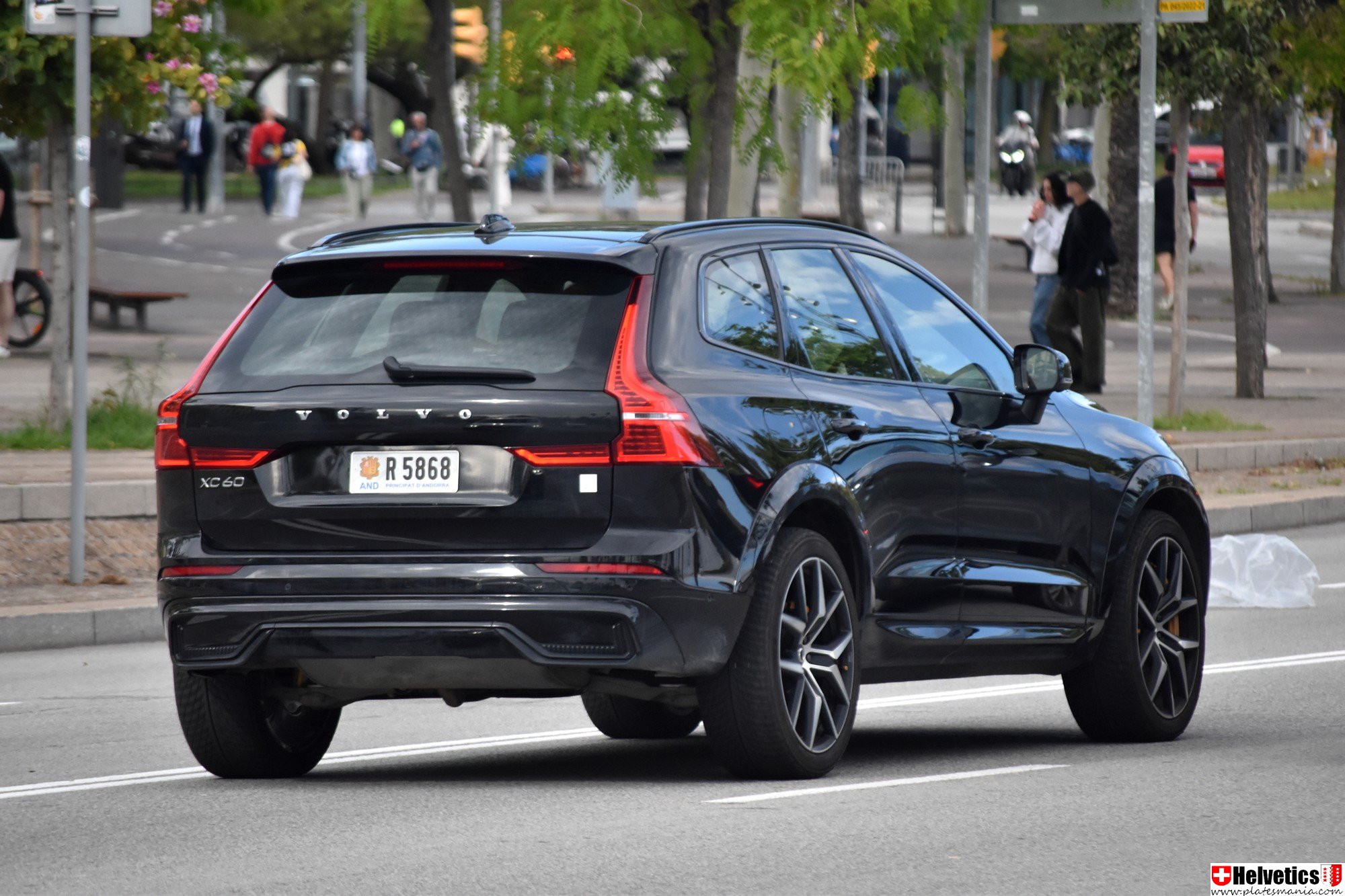 R 5868, Volvo XC60 2nd gen (246), 2017–