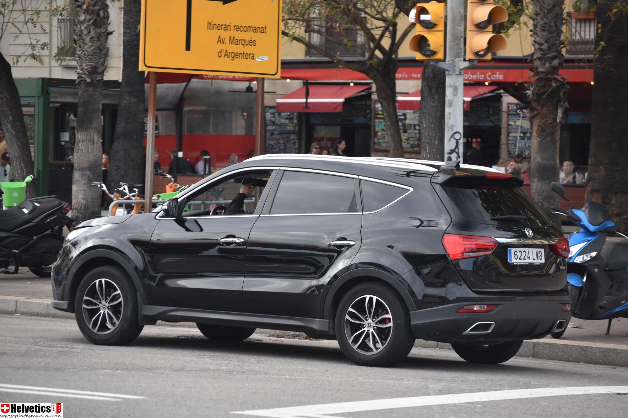 6224 LWB, DFSK (Fengon/Glory/Eagle) 580/G7 1st gen, 2016–