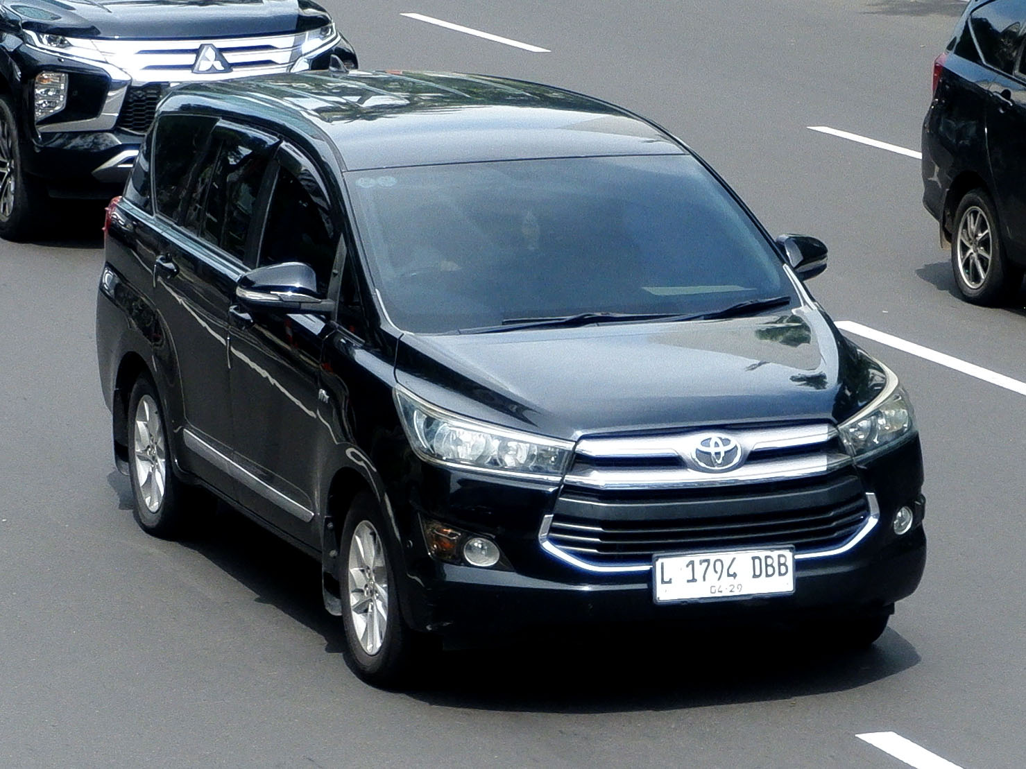 L 1794 DBB, Toyota Innova 2nd gen Kijang Innova (AN140), 2015–2022