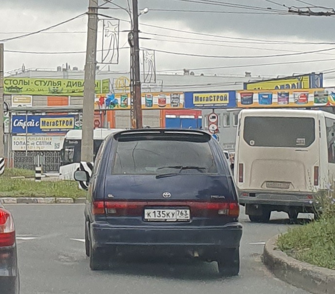 к 135 ку 763, Toyota Previa 