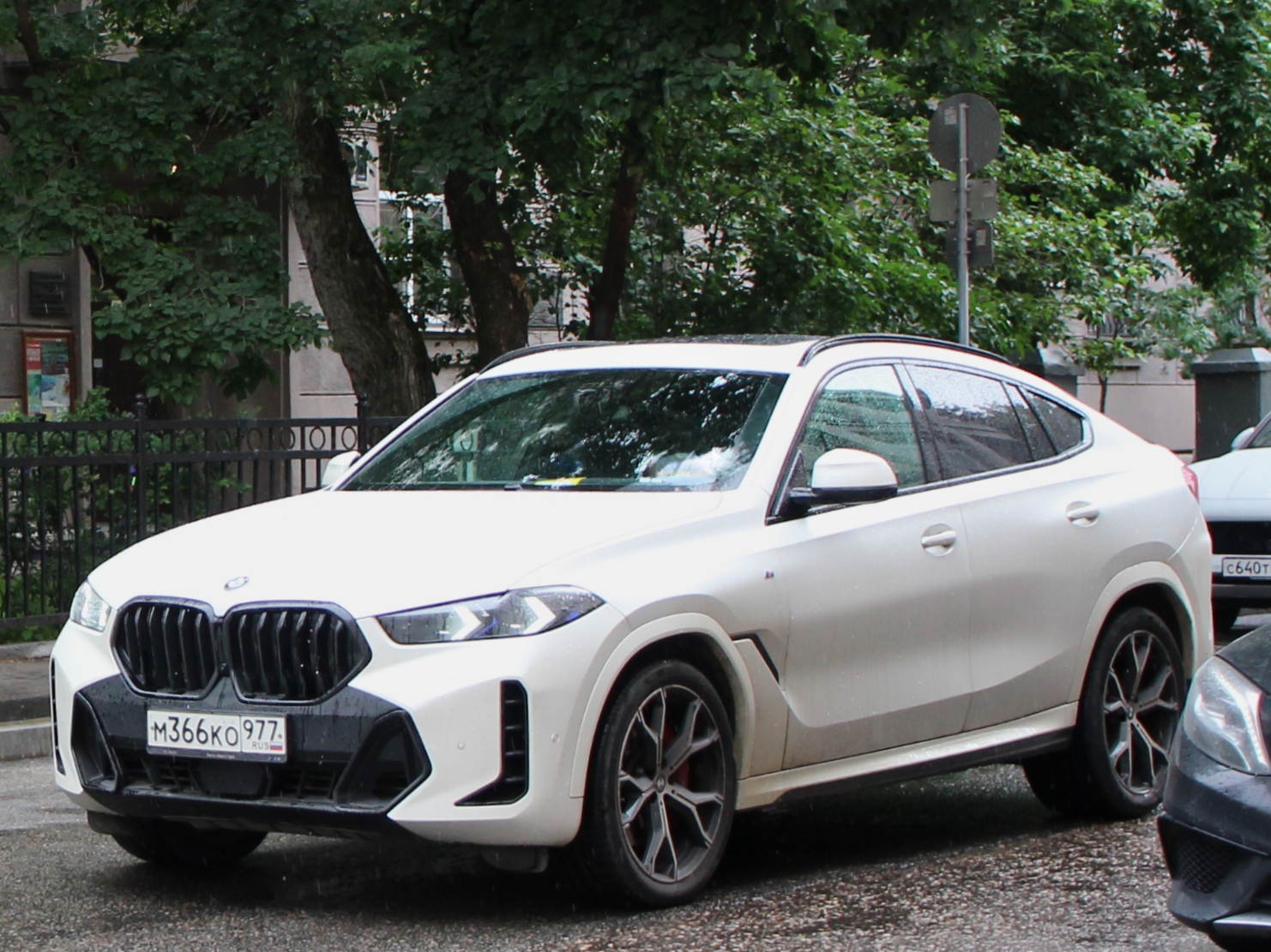 м 366 ко 977, BMW X6 3rd gen (G06), 2019–